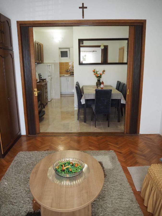 Holiday Home Toncica - Rogotin Luaran gambar