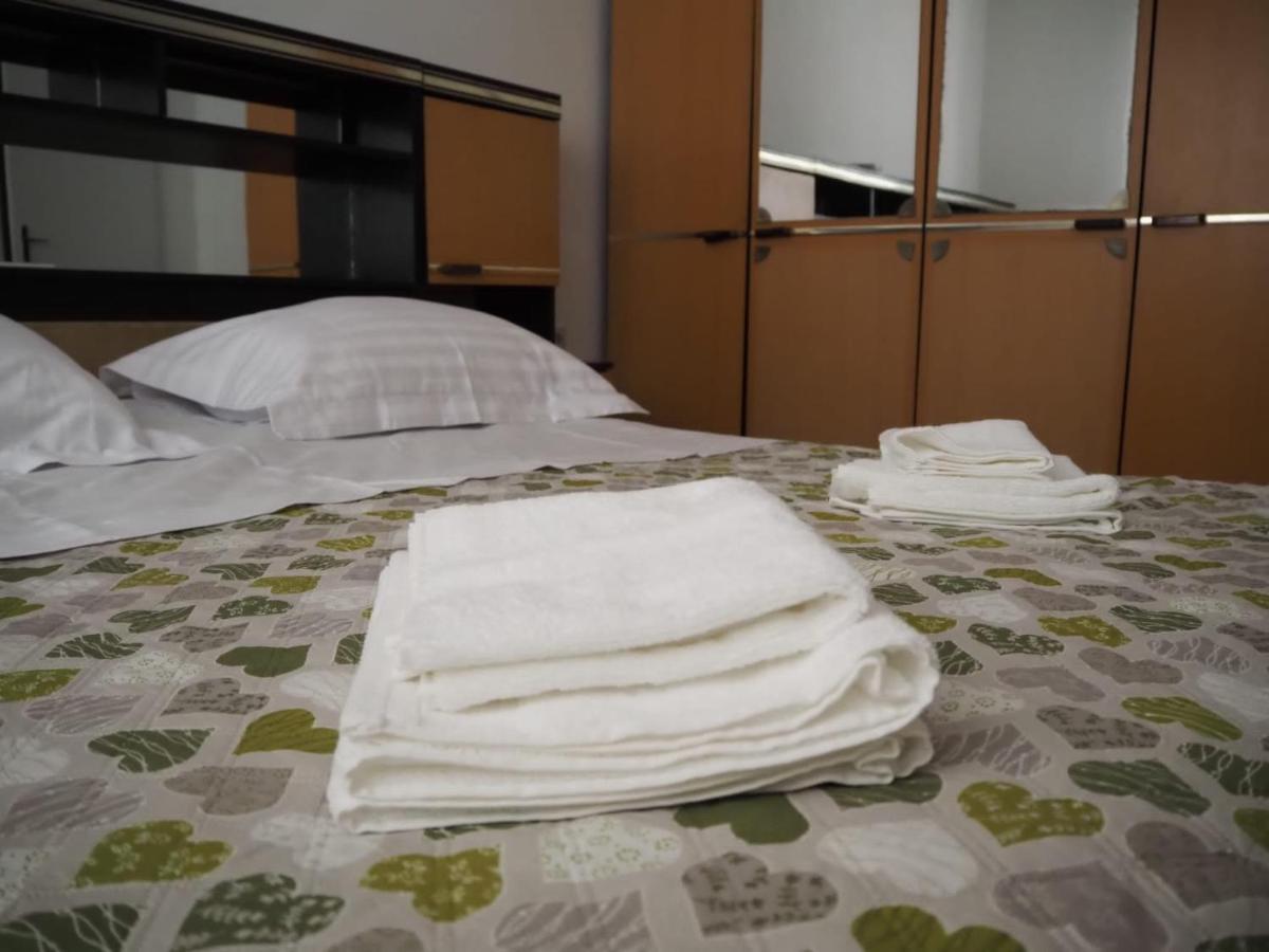Holiday Home Toncica - Rogotin Luaran gambar